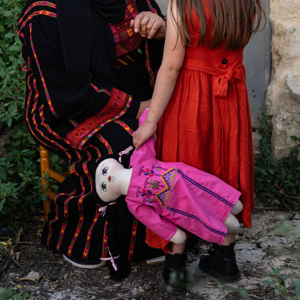 Handmade Palestinian Doll with Tatreez Thob and Hand Painted Face Handmade Palestine EU