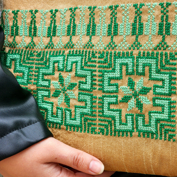 Traditional Tatreez Laptop Sleeve | Hand Crafted Computer Case from Palestine Handmade Palestine EU