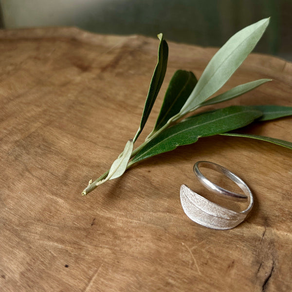 Palestinian Jewellery - Silver Olive Leaf on Band
